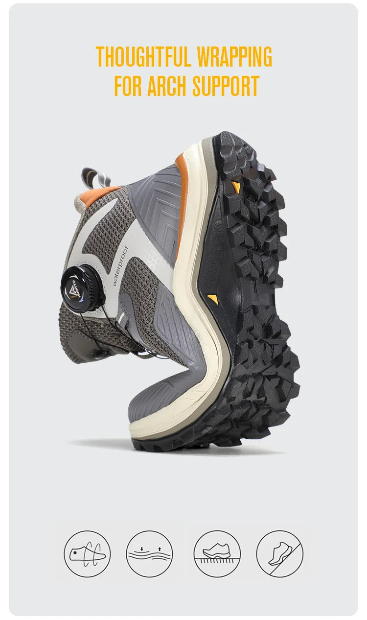 Gris et orange Humtto HT-260587E mid-top bottines alpinisme avec protection Splash-proof, semelle crantée et molette latérale de serrage, présentées sur fond blanc avec logo Humtto. Idéales comme chaussures hydrophobes pour enfants aventuriers.