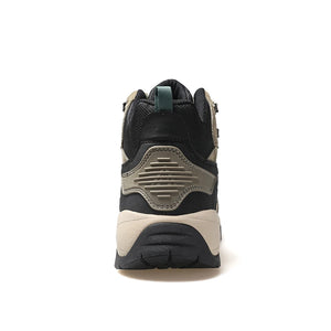 Les chaussures de randonnée mid-top "HUMTTO - HT-210337A" pour homme, 100% imperméables, offrent un design beige et noir, des chaussettes intégrées et des semelles antidérapantes, idéales pour l'expédition et la randonnée outdoor.