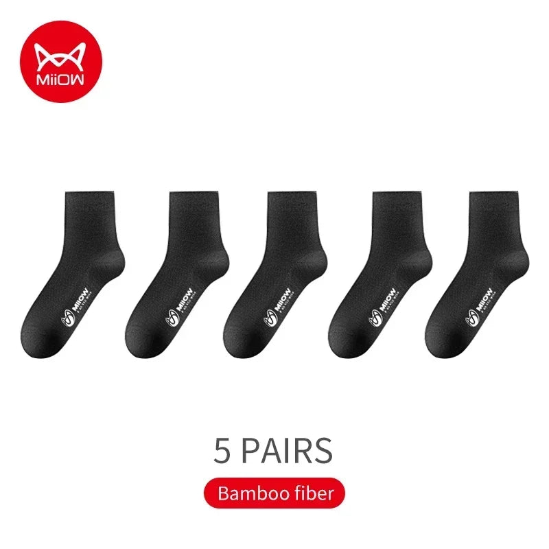 Lot de 5 paires de chaussettes homme en fibre de bambou antibactériennes "MiiOW - MQL2B28368", couleurs gris et noir, présentées sur fond blanc. Marque MiiOW.