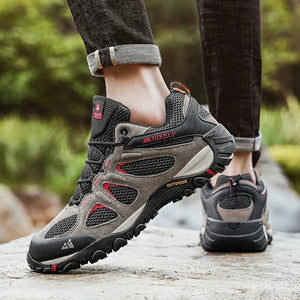 Chaussures de randonnée antidérapantes et résistantes aux éclaboussures pour homme "HIKEUP - Hikingup - 23" - Planète Rando