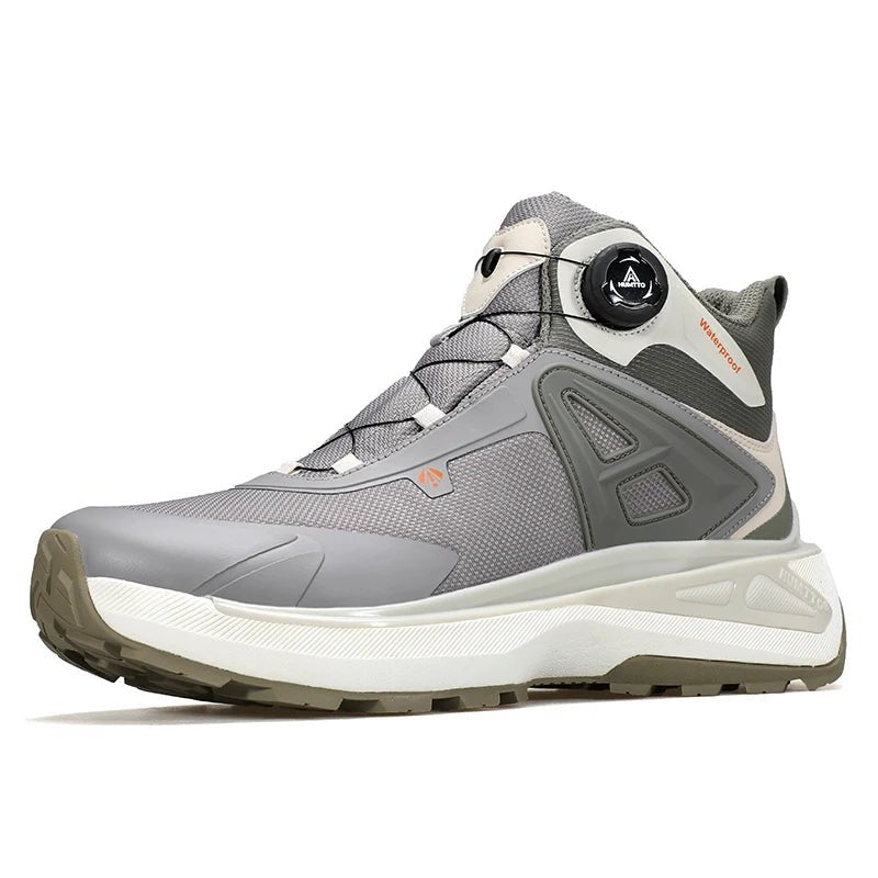 Les chaussures de randonnée mid-top pour homme "HUMTTO - HT-250818A", dotées de la technologie Static Waterproof, d'un soutien élevé de la cheville, d'une semelle texturée et d'un système de laçage rapide bouton rotatif, sont affichées sur un fond blanc.