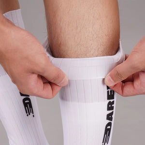 Couvre - chaussures antidérapant & imperméable pour cyclisme et bikepacking "DAREVIE - Aero" - Planète Rando