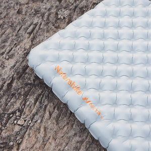 Matelas gonflable ultralight et confortable 8cm 3 saisons pour le bivouac et camping R - value 3.2 jusqu'à - 5°C à partir de 590g "Naturehike - NCTR Air CNK2450WS012" - Planète Rando