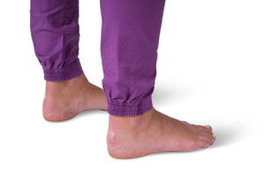 Pantalon de randonnée et d'escalade coupe étroite avec genoux préformés pour femme "Rafiki − MASSONE" - Planète Rando