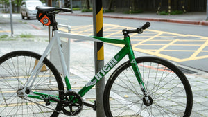 Pochette de selle / sacoche de selle étanche pour vélo, gravel, VTT 600ml à 1,3L "ULAC - PB6" - Planète Rando