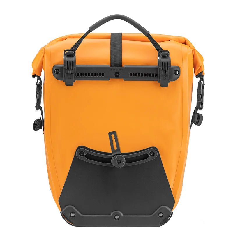 Sacoche de vélo 100% imperméable sur porte - bagages arrière avec poche filet 25L/35L "Rockbros - AS002 - 2" - Planète Rando