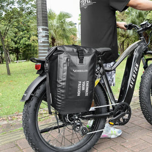 Sacoche de vélo étanche sur porte - bagage arrière de vélo 27L "NEWBOLER - BAG008" - Planète Rando