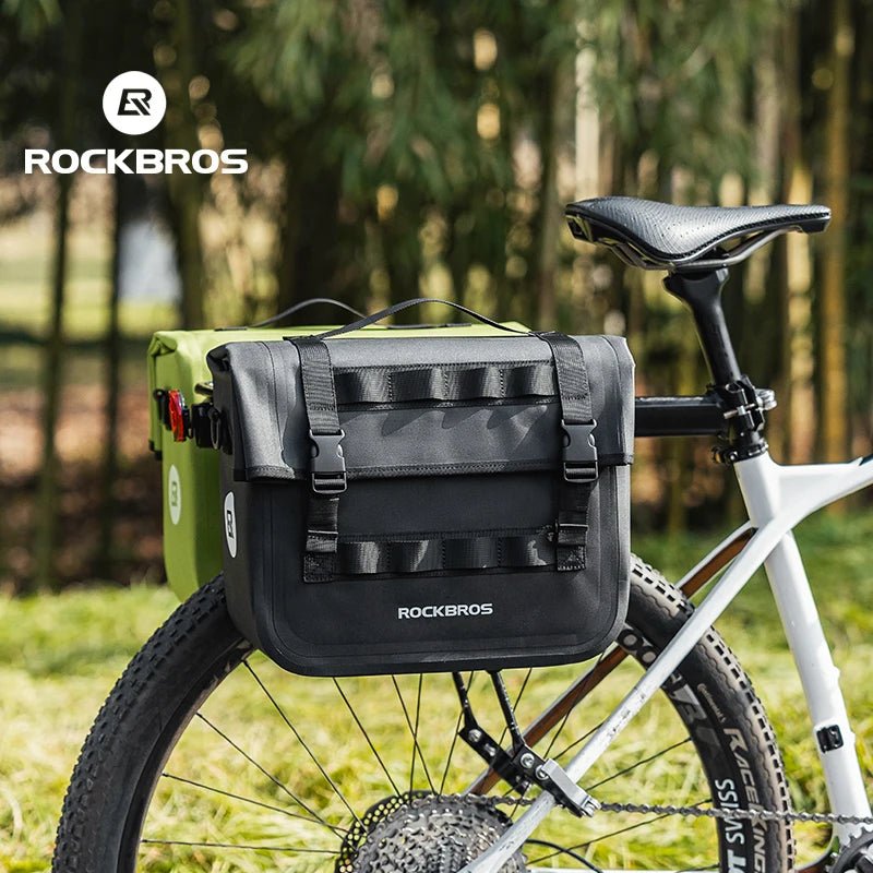 Sacoche de vélo multifonctionnelle 100% imperméable sur porte - bagage 15L "ROCKBROS - AS127" - Planète Rando