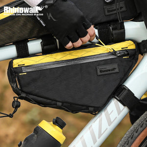 Sacoche triangulaire étanche pour cadre avant de vélo, 1,7L, pour le cyclotourisme et bikepacking "Rhinowalk - Wilderness BHD0016" - Planète Rando