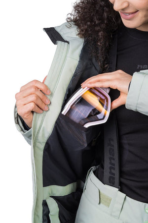 Veste de ski / hardshell montagne pour femme avec membrane Resstex 10 000mm et isolation Duratherm classic "Hannah − MERILA FD" - Planète Rando