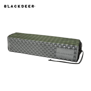 Matelas de couchage pliable et ultraléger en mousse XPE aluminium 460g "BLACKDEER - Camping mat" - | Planète Rando