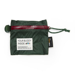 Mini porte-monnaie / sacoche de rangement étanche 50g "Cordura Fabric - Your Buddy Inside" - Vert foncé | Planète Rando