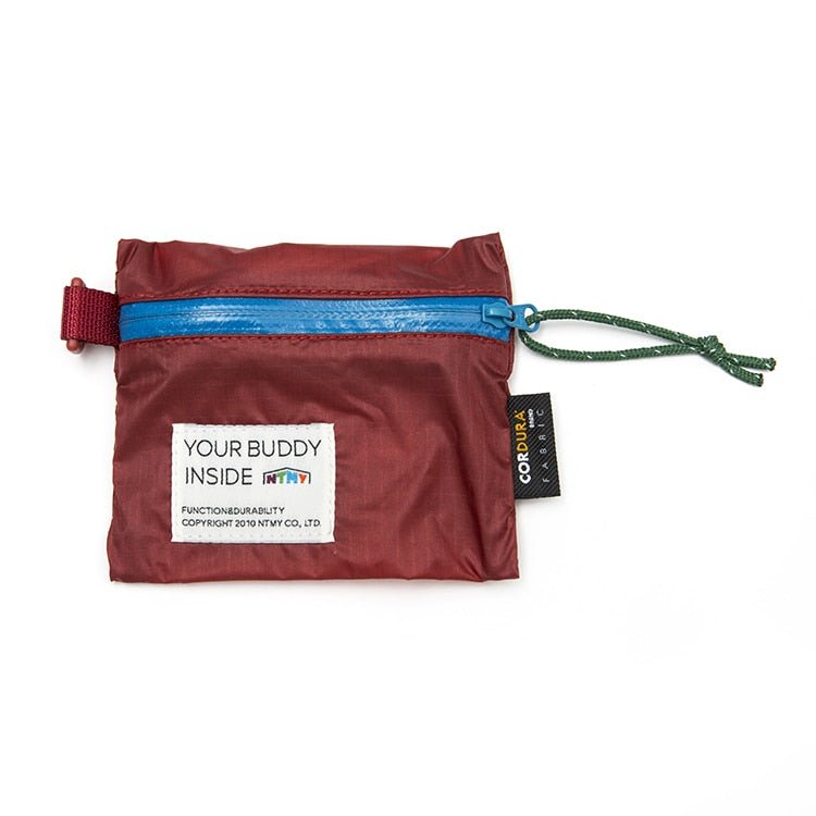 Mini porte-monnaie / sacoche de rangement étanche 50g "Cordura Fabric - Your Buddy Inside" - Rouge | Planète Rando