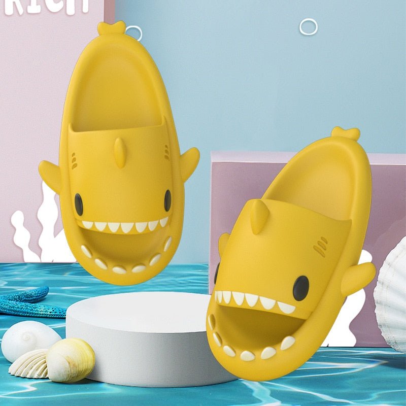 Pantoufles d'été à motif de requin pour la plage et l'extérieur "Picksummer - Shark" - | Planète Rando