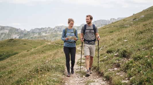 Randonnée en montagne : le guide léger pour couples actifs