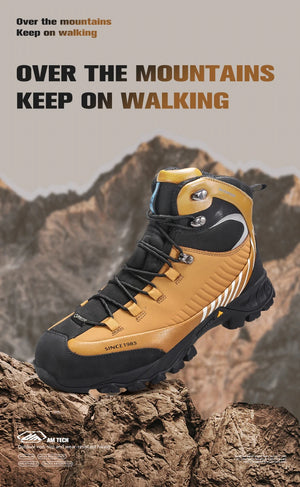 Bottines d'expédition pour homme Humtto "HT-240662A" noires et bleues, 100% imperméables, semelle renforcée et antidérapante. L'encart montre l'eau qui s'écoule. Idéales pour aventures outdoor, gardent vos pieds au sec et stables.