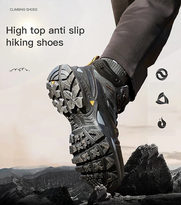 Les bottines tactiques 100% imperméables Humtto - HT-240760A pour homme, marron et noires, avec semelle robuste, tige en mesh et suède, et fermeture à lacets, sont idéales pour ceux recherchant des chaussures imperméables.