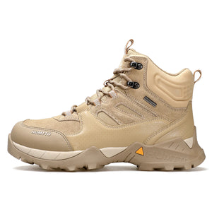 Les bottines tactiques 100% imperméables Humtto - HT-240760A pour homme, marron et noires, avec semelle robuste, tige en mesh et suède, et fermeture à lacets, sont idéales pour ceux recherchant des chaussures imperméables.