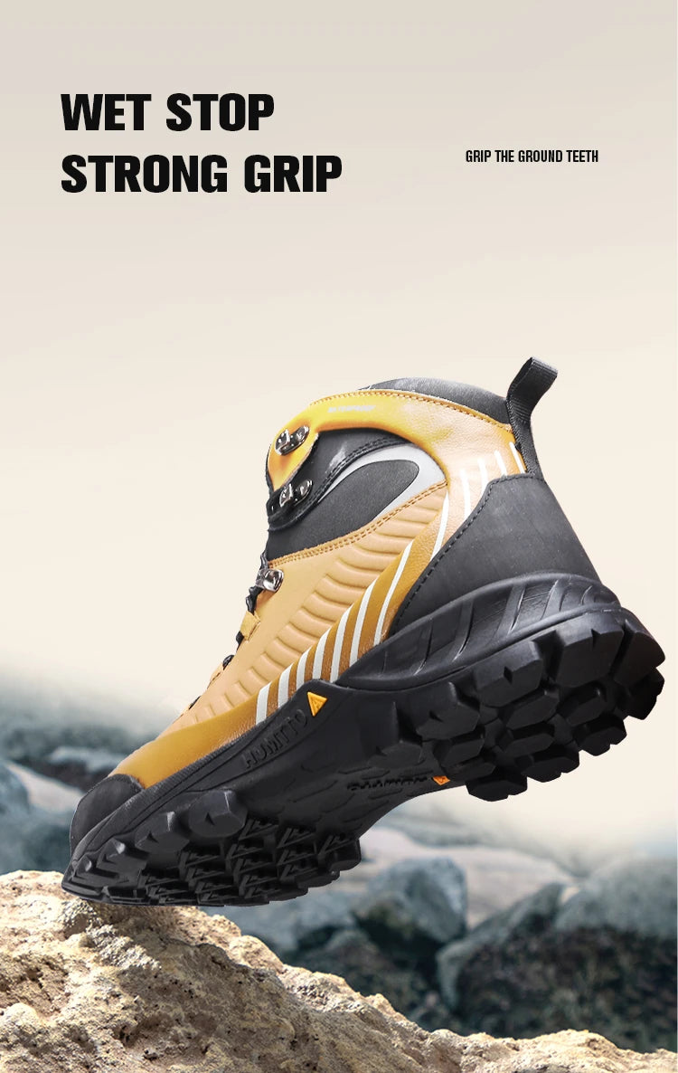 Bottines d'expédition pour homme Humtto "HT-240662A" noires et bleues, 100% imperméables, semelle renforcée et antidérapante. L'encart montre l'eau qui s'écoule. Idéales pour aventures outdoor, gardent vos pieds au sec et stables.