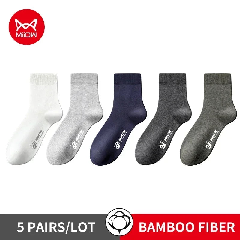 Lot de 5 paires de chaussettes homme en fibre de bambou antibactériennes "MiiOW - MQL2B28368", couleurs gris et noir, présentées sur fond blanc. Marque MiiOW.
