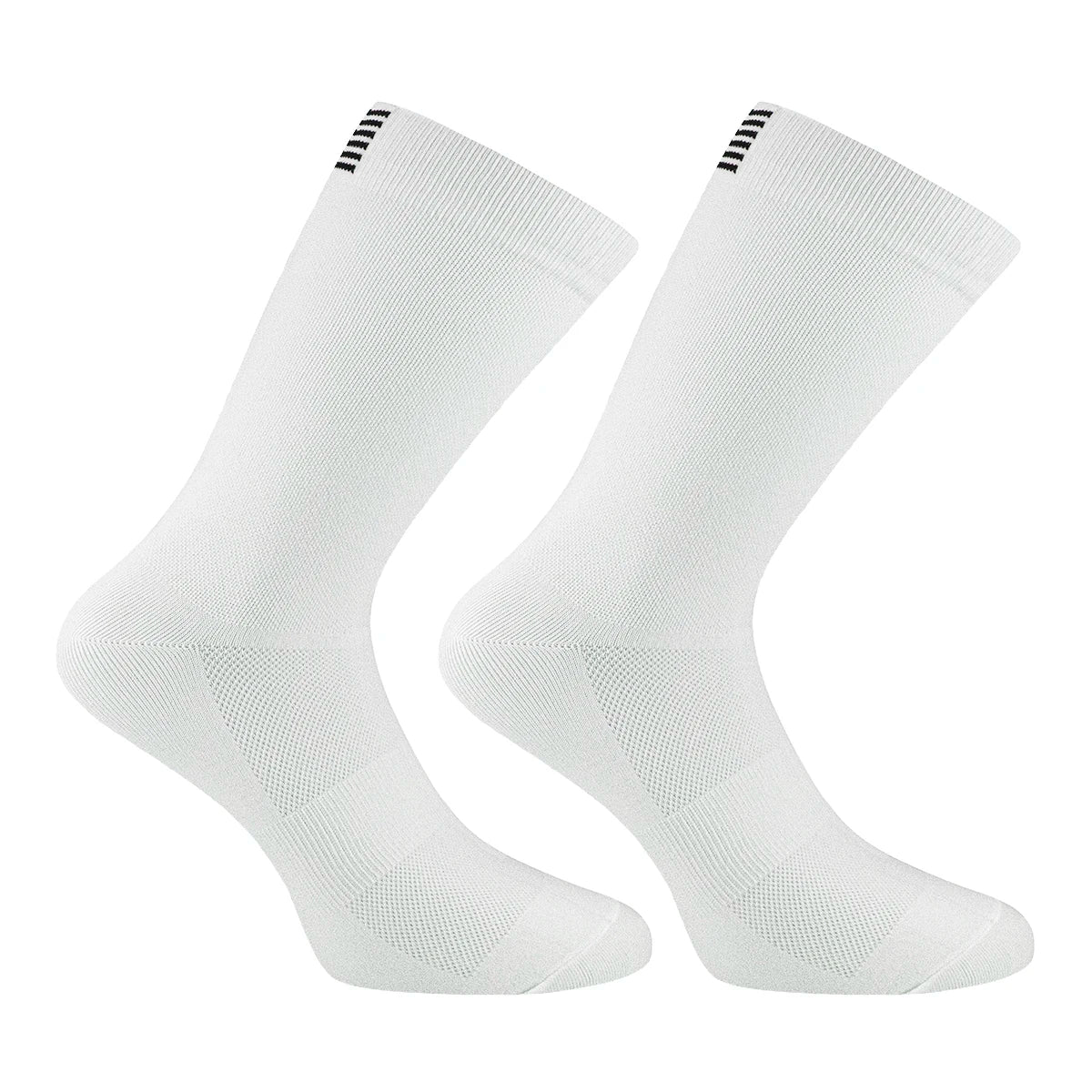 Trois paires de chaussettes de cyclisme pour hommes Daven Socks - YD-345, longueur ras du cou, en blanc, jaune néon avec accents noirs, et noir sont présentées côte à côte sur un fond blanc.