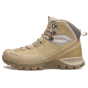 Humtto "HT-240783A" chaussures de randonnée high-top 100% imperméables pour homme, avec semelle robuste, empiècements en mesh et bout renforcé, exposées sur fond blanc. Logo Humtto en haut à gauche.