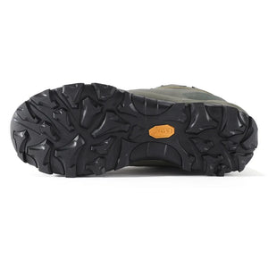 Une seule botte Esdy "Chaussures tactiques avec boucle de serrage rapide pour homme - C302" de couleur vert olive, avec une semelle robuste, une tige en maille et en synthétique, et la marque Esdy sur le côté, vue de la gauche.