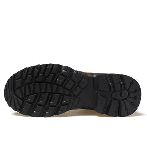 Les chaussures de randonnée mid-top "HUMTTO - HT-210337A" pour homme, 100% imperméables, offrent un design beige et noir, des chaussettes intégrées et des semelles antidérapantes, idéales pour l'expédition et la randonnée outdoor.