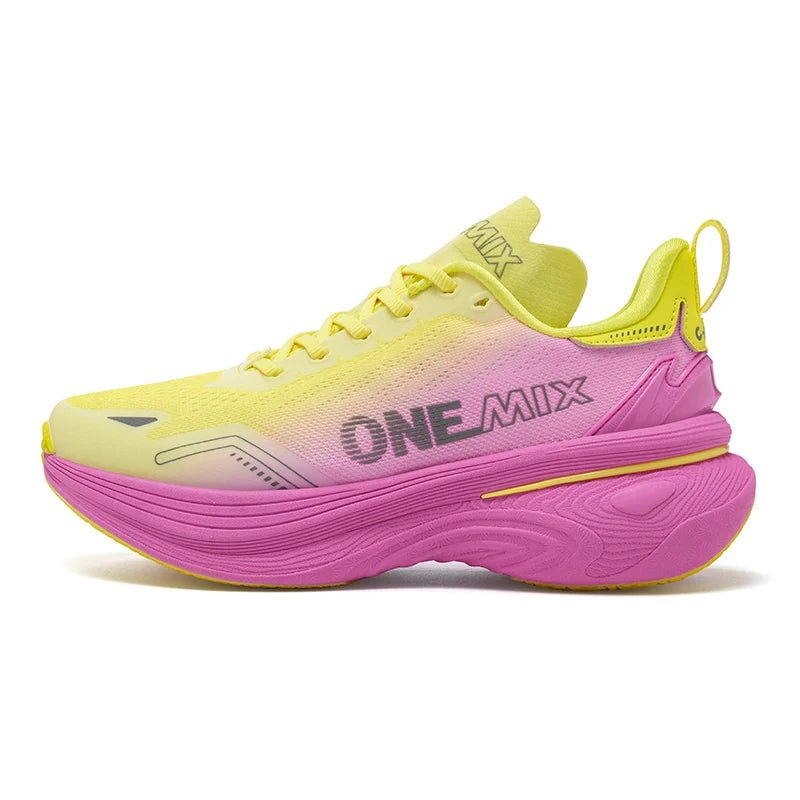 Chaussures de course d'athlétisme et sports en salle pour femme "ONEMIX - 24665" - Planète Rando