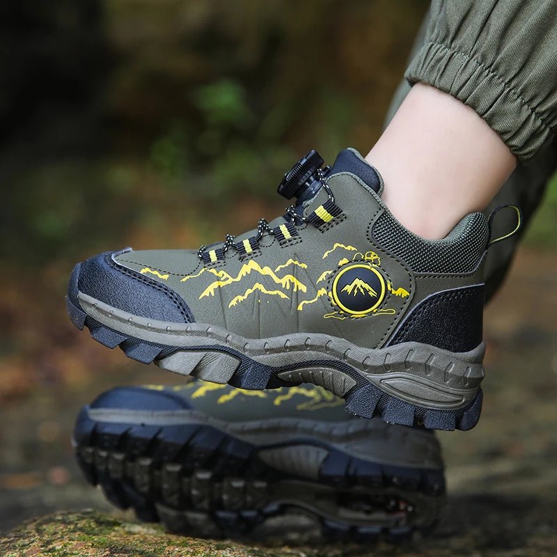 Chaussures de randonnée avec renfort antidérapants pour enfants "BOELOKTH - Hiking cramp" - Planète Rando