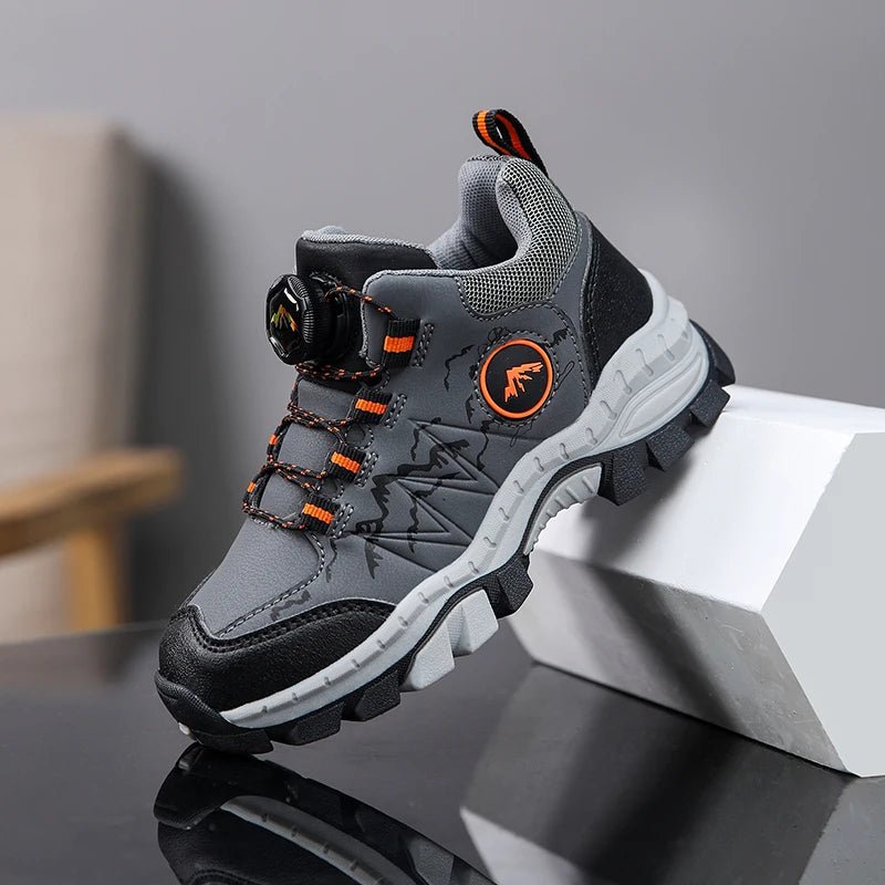 Chaussures de randonnée avec renfort antidérapants pour enfants "BOELOKTH - Hiking cramp" - Planète Rando