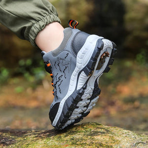 Chaussures de randonnée avec renfort antidérapants pour enfants "BOELOKTH - Hiking cramp" - Planète Rando