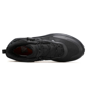 Les Humtto Chaussures de randonnée mid-top "HT-240775A" pour homme offrent une semelle antidérapante robuste, système de laçage BOA et la Technologie Event® Dynamic Waterproof. Idéales pour l'aventure outdoor, elles gardent vos pieds au sec.