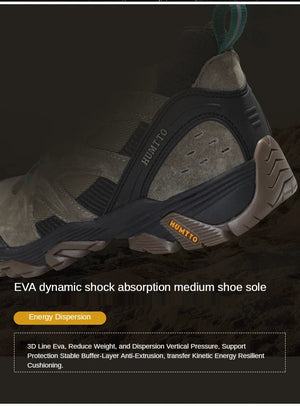 A pair of HUMTTO Chaussures de randonnée mid-top "HT-210626A" pour homme avec protection splash-proof, cuir véritable, semelle caoutchouc robuste, panneaux mesh et fermeture lacets, marron/noir avec accents verts, sur fond blanc.