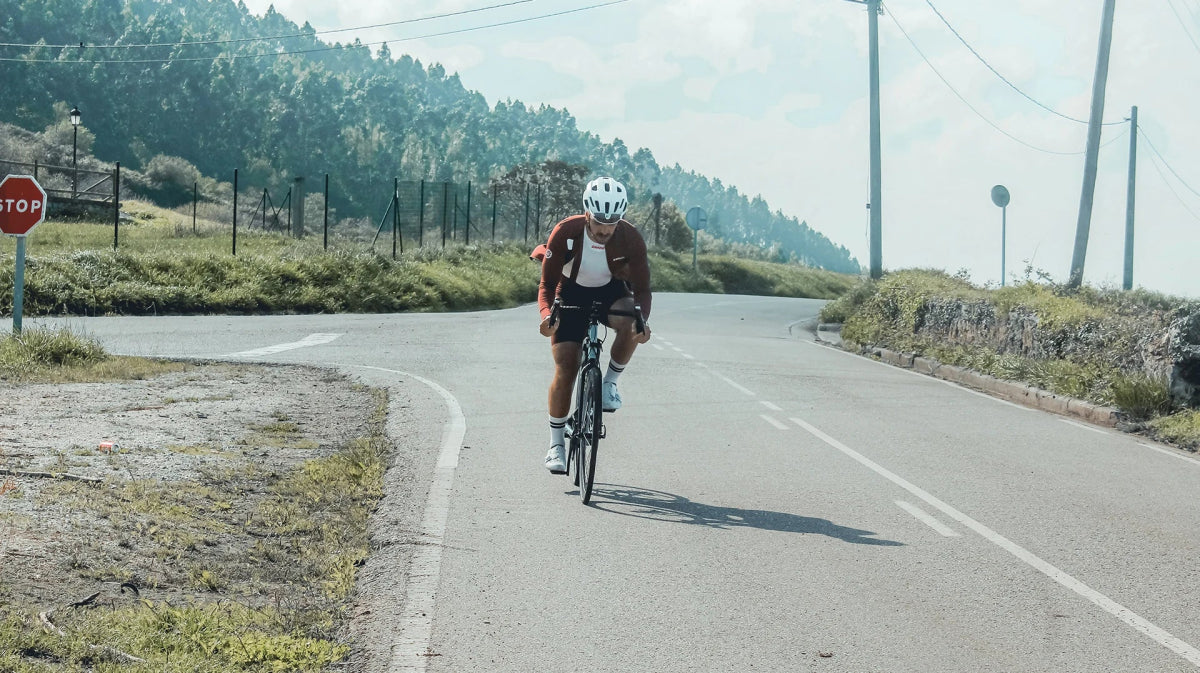 Couvre - chaussures antidérapant & imperméable pour cyclisme et bikepacking "DAREVIE - Aero" - Planète Rando