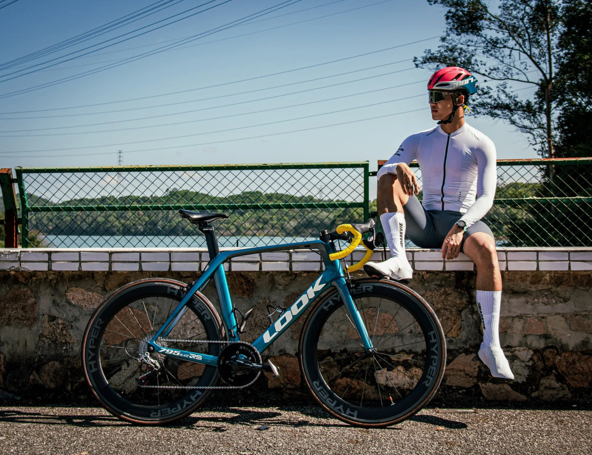 Couvre - chaussures antidérapant & imperméable pour cyclisme et bikepacking "DAREVIE - Aero" - Planète Rando