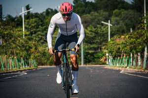 Couvre - chaussures antidérapant & imperméable pour cyclisme et bikepacking "DAREVIE - Aero" - Planète Rando