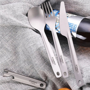 Ensemble de couverts en titane 4 en 1 "Tomshoo - 4 - in - 1 cutlery set" - Planète Rando