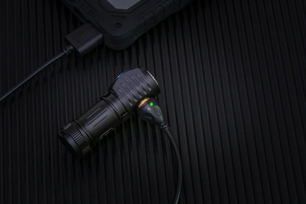 Lampe frontale LED magnétique rechargeable XP - L HI jusqu'à 1000 lumens "TrustFire - MC12" - Planète Rando