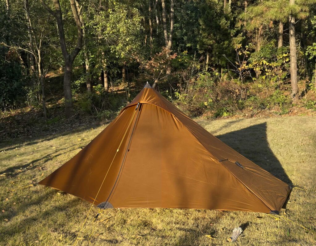 Tente de bivouac ultra-légère pour 1 personne à simple-paroi 690g "3F UL GEAR - Lanshan 1 Pro" 3F UL GEAR