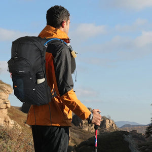 Sac à dos de randonnée / trail ultralight avec housse imperméable 800g "Outdoor Inoxto - Tellus 30L" - Planète Rando