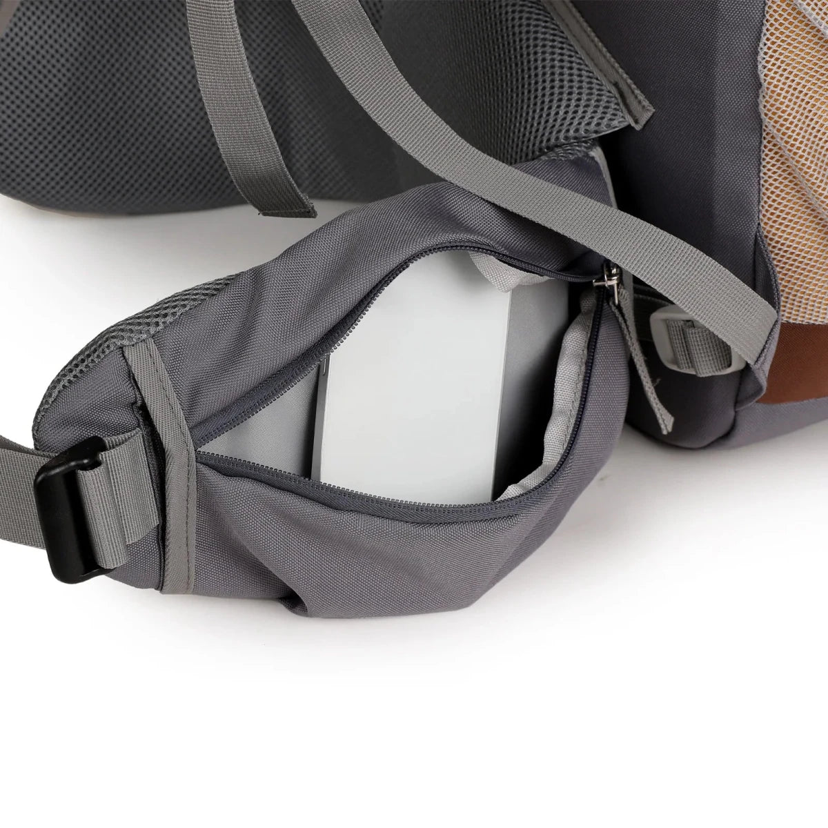 Sac à dos grande randonnée avec housse de pluie 2kg "New Outlander - 75L" - Planète Rando