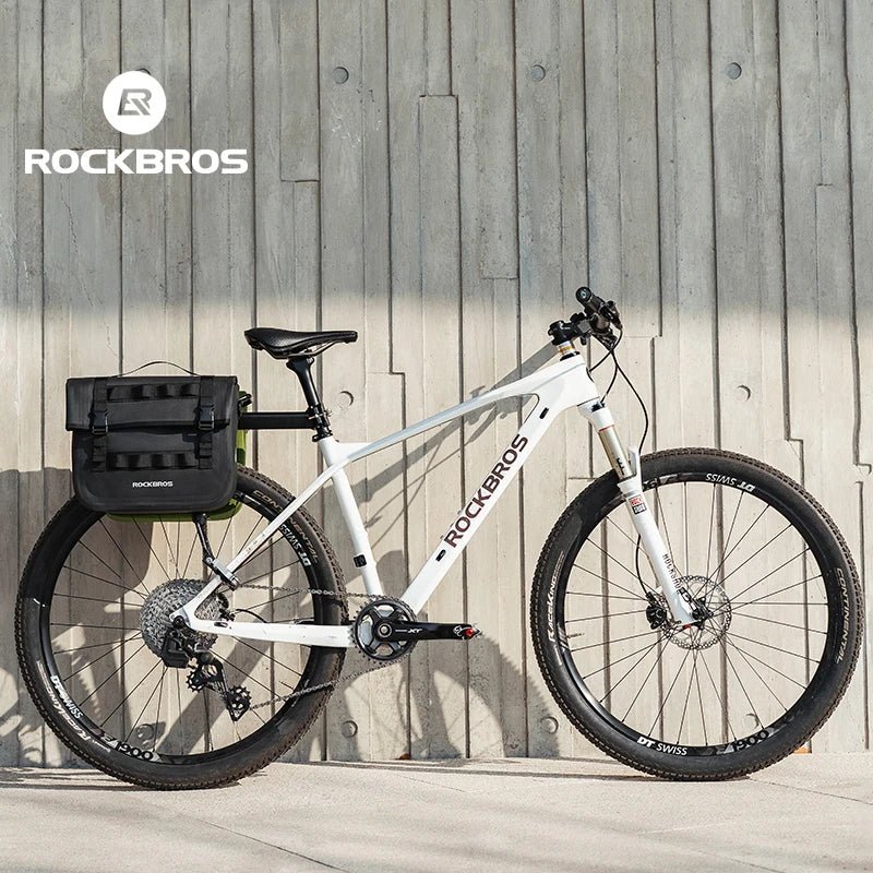 Sacoche de vélo multifonctionnelle 100% imperméable sur porte - bagage 15L "ROCKBROS - AS127" - Planète Rando