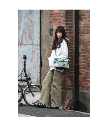 Sacoche / panier de guidon à fixation rapide avec housse de pluie 6,5L "Rhinowalk - Cosmopolis BCT0208" - Planète Rando