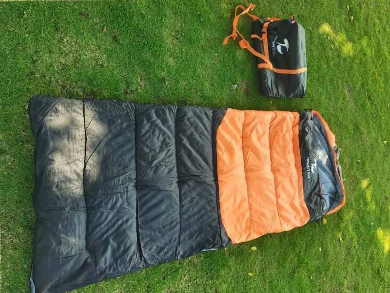 Sacs de couchage synthétique chauffant avec alimentation USB "DAWN TRIP - DM500" - Planète Rando